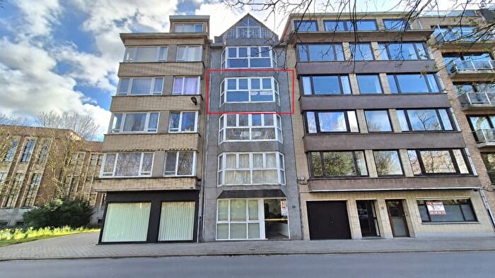 Appartement 9 pièces à vendre à Euphrosina Beernaertstraat, Oostende