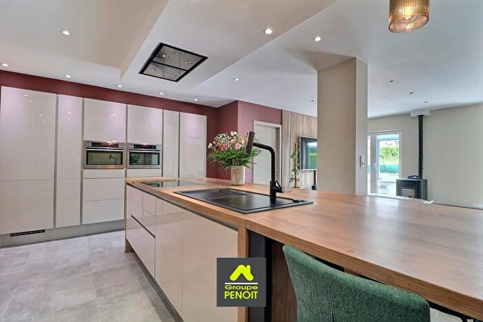 Maison 4 pièces à Rue Edison, Seraing, à vendre