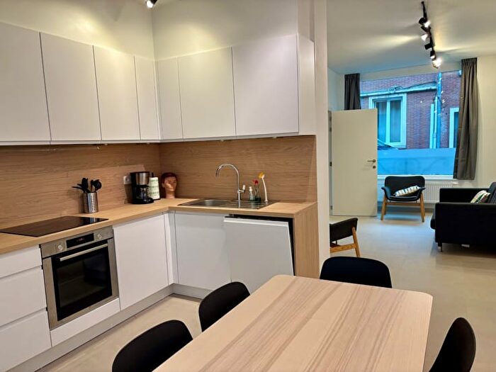 Rue Dame Odile, Tournai : Appartement 1 pièce à louer