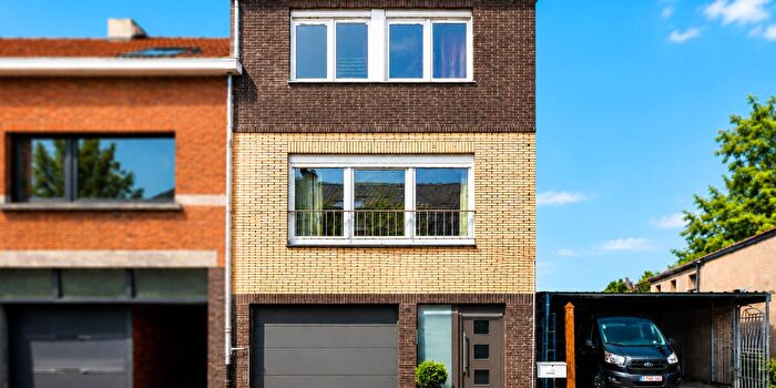 Maison 5 pièces à SintAntoniusstraat, SintNiklaas, à vendre
