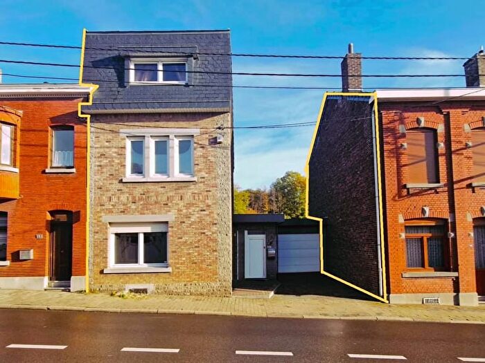 Maison 10 pièces à Rue de Hermée, Herstal, à vendre