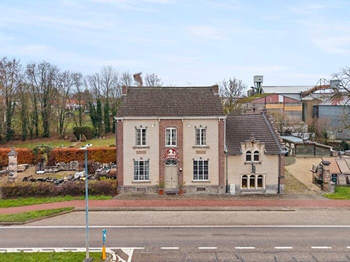 Maison 6 pièces à vendre à SintTruidensesteenweg, OrsmaalGussenhoven