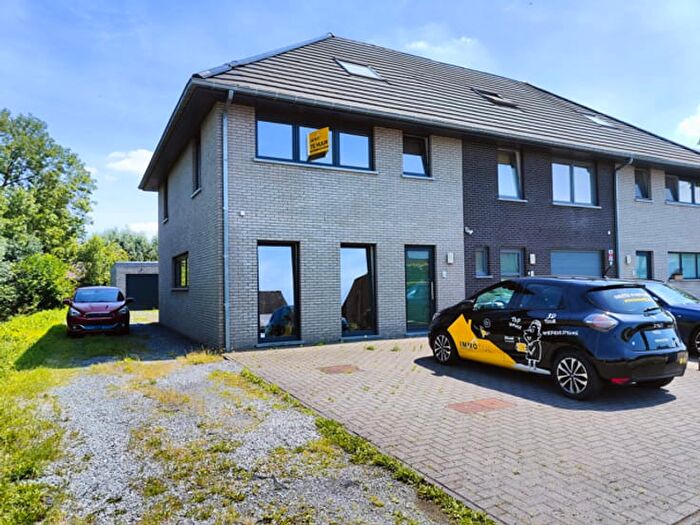 Maison 3 pièces à louer à Eksaardebaan B, Lokeren