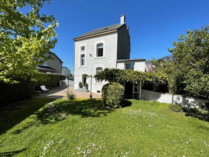 Maison 4 pièces à Rue de Longeau, Athus, à vendre