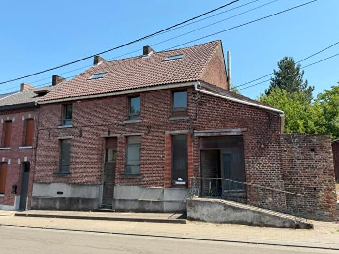 Maison 3 pièces à Rue Neuve, Pâturages, à vendre