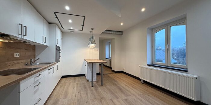 Place de la Gare, Waha : Appartement 1 pièce à vendre