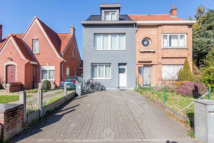 Klapperbeekstraat, SintNiklaas : Maison 11 pièces à vendre