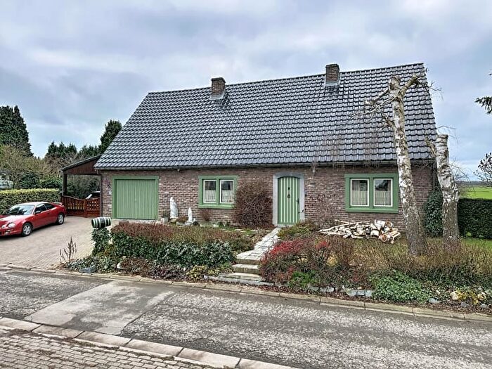 Rue de Fooz, Awans Awans : Maison 4 pièces à vendre