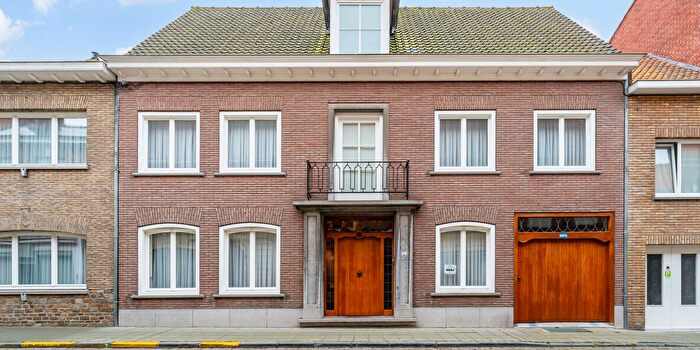 Maison 4 pièces à Vleeshouwersstraat A, Veurne, à vendre