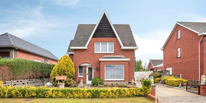 Maison à Hulstsestraat, Veerle, à vendre