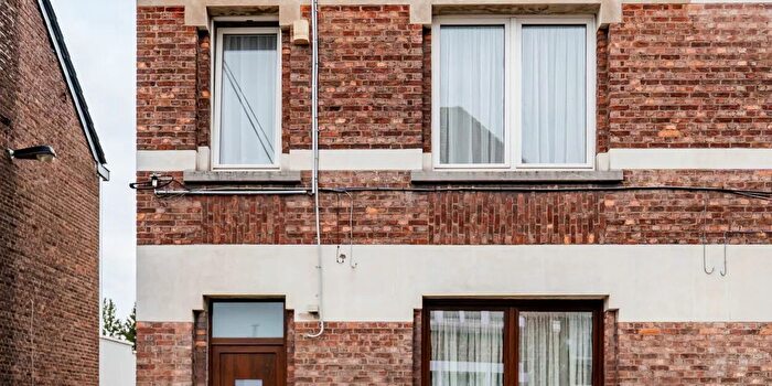 Maison 5 pièces à vendre à Lodelinsart, Henegouwen