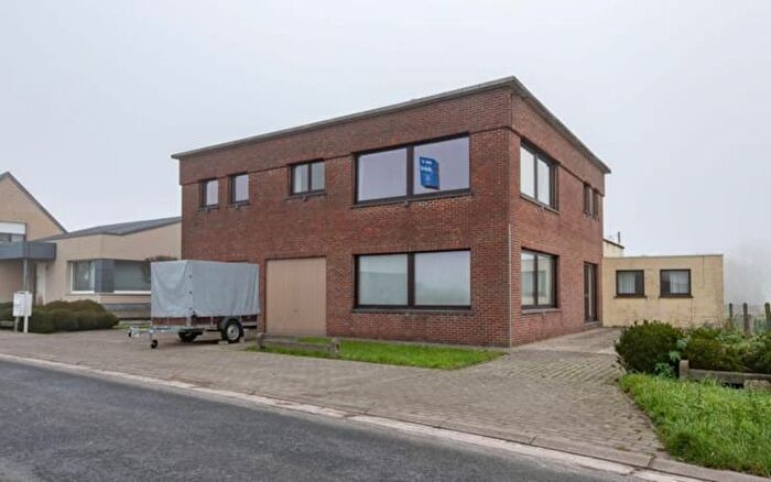 Dries, Bambrugge : Maison 5 pièces à vendre