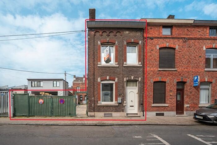 Rue Gilles Galler, Liège : Maison 4 pièces à vendre
