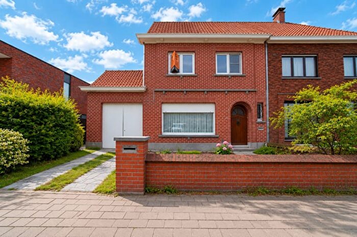 Maison 9 pièces à vendre - Meensesteenweg, Izegem