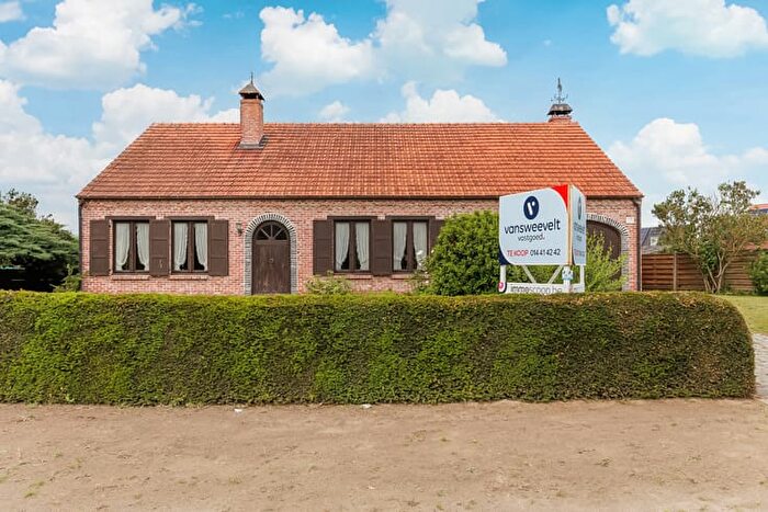 Maison 3 pièces à Doolstraat, Lille Gierle, à vendre