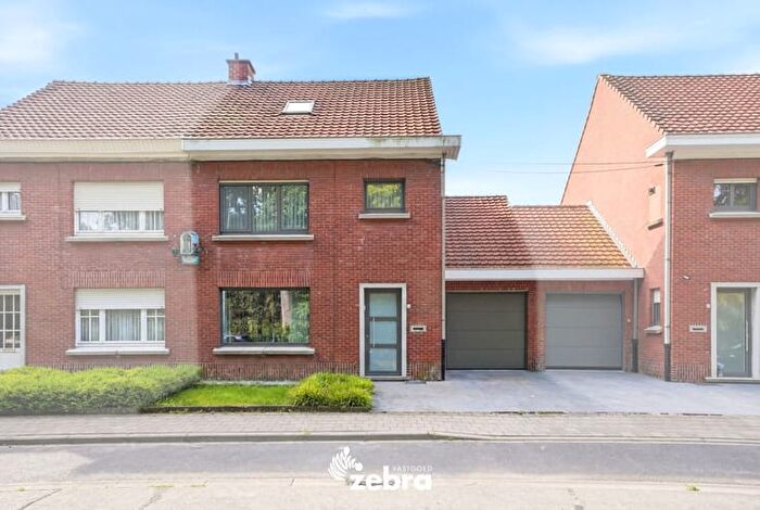 Maison 18 pièces à vendre - Ter Wallenstraat, Izegem