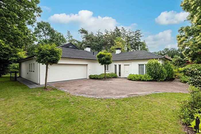 Maison 4 pièces à Spreeuwendreef, OudTurnhout, à vendre