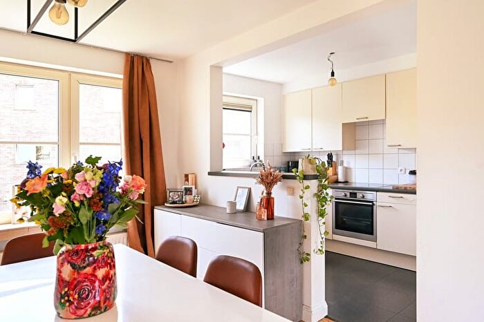 Maison 3 pièces à Frans De Peuterstraat, KAPELLEN, à louer