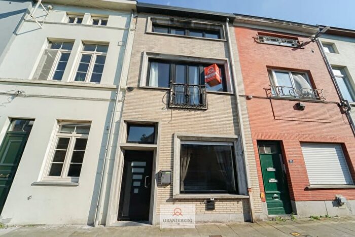 Maison 9 pièces à vendre à Krevelstraat, Gent