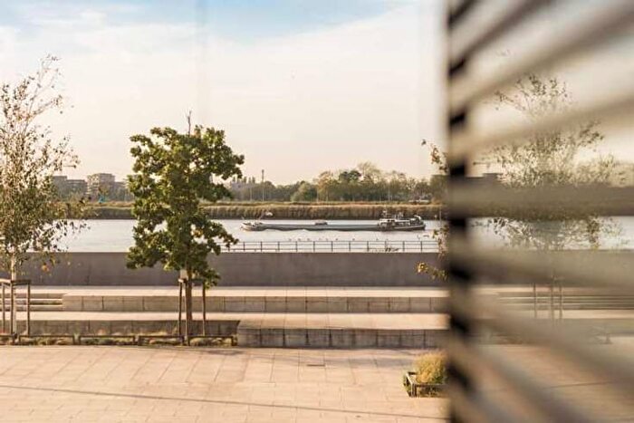 Cockerillkaai, ANTWERPEN : Appartement 1 pièce à louer