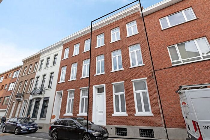 Gerechtstraat, Mechelen : Maison 8 pièces à vendre