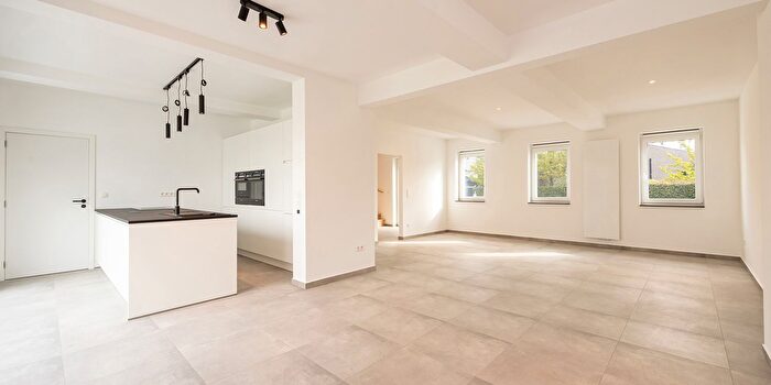 Maison 3 pièces à Jozef Michielsstraat B, Westmeerbeek, à vendre