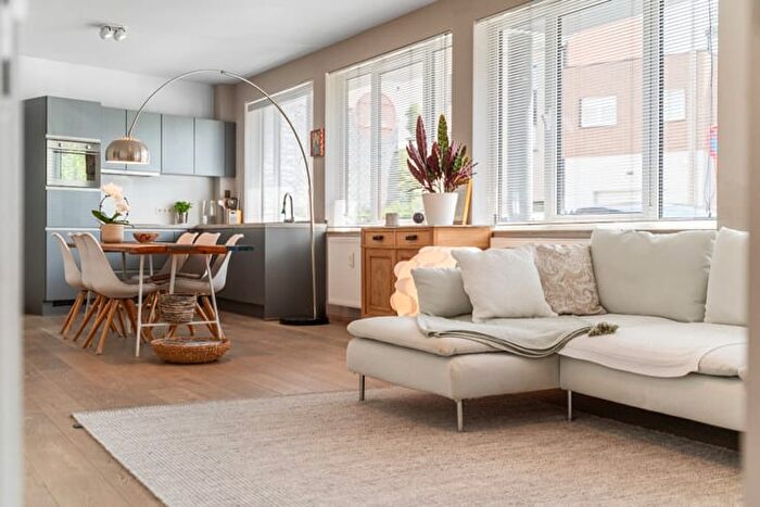 Appartement 2 pièces à vendre à Jozef van Elewijckstraat, Strombeekbever