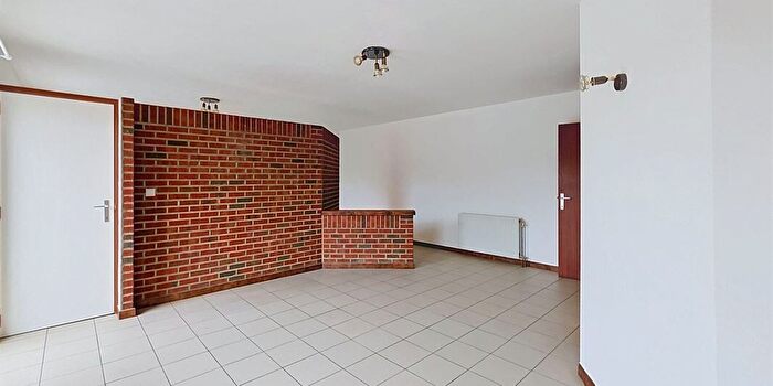 Place Mathy, Arquennes : Appartement 1 pièce à louer