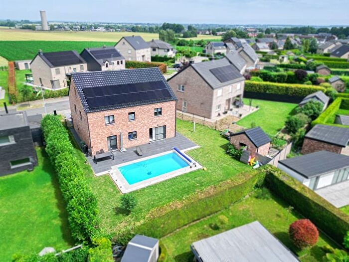 Maison 4 pièces à Clos Fredman, WIHOGNE, à vendre