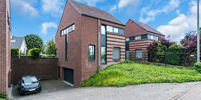 Maison 3 pièces à vendre à Venlosesteenweg, Maaseik