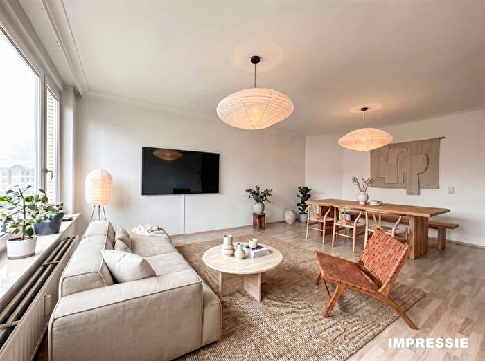 Appartement 2 pièces à Jan Van Rijswijcklaan, C, à vendre