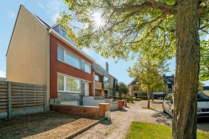 Dennenlaan, Oostende : Maison 1 pièce à vendre