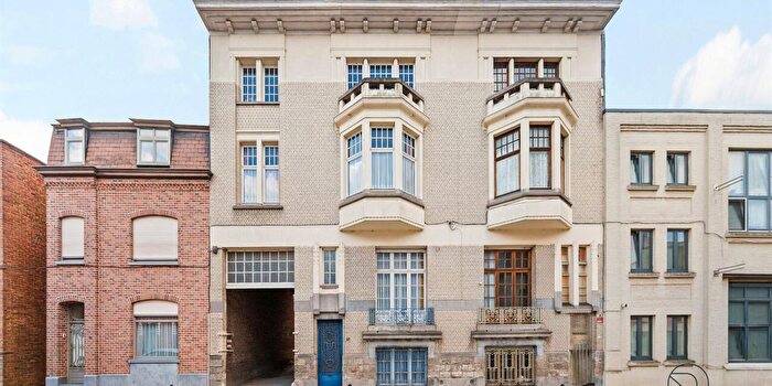 Jan van Nassaustraat, Ronse - Maison 5 pièces à vendre