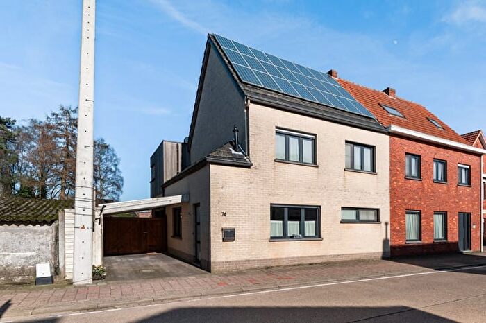 Maison 4 pièces à vendre à Houtseweg, Beerse