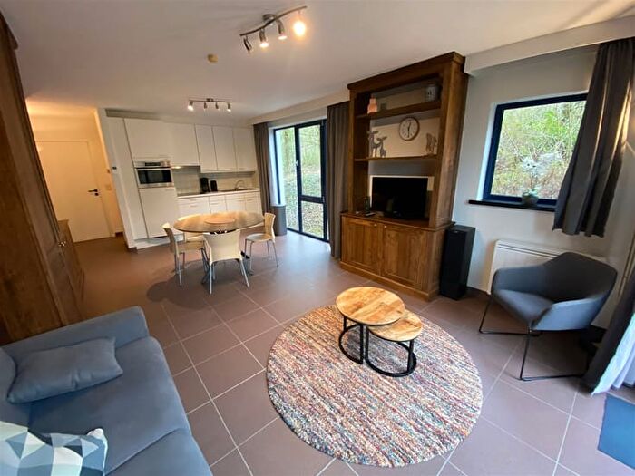 Rue Fond Sainte Anne, E - Appartement à vendre