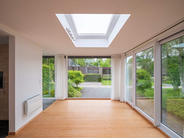 Maison 11 pièces à louer à Wijngaard, Deurle