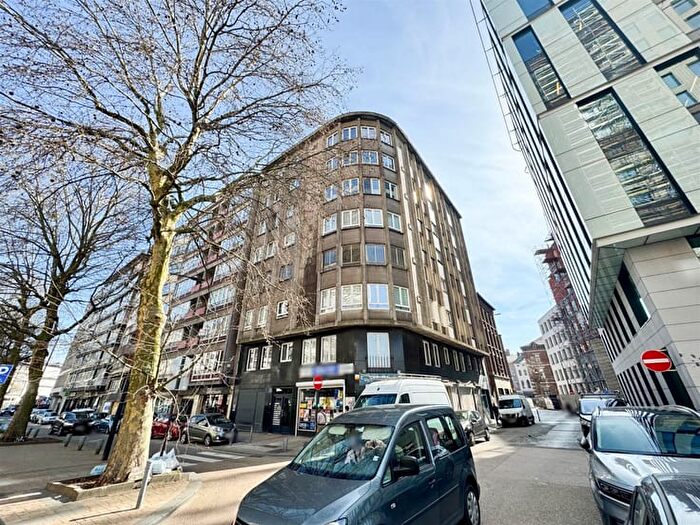 Boulevard Joseph Tirou, Charleroi : Appartement 1 pièce à vendre