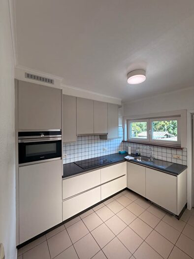 Appartement 2 pièces à louer - SintTruidensesteenweg, Linter