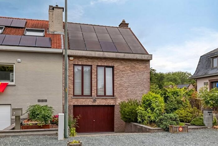 Maison 4 pièces à J Vander Vekenstraat, WEMMEL, à vendre
