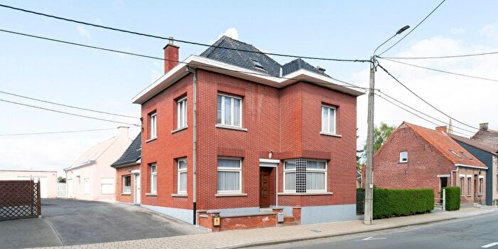 Maison 3 pièces à vendre à Oekensestraat, Roeselare