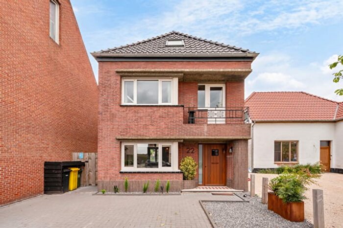 Middenstraat, Essen : Maison 4 pièces à vendre