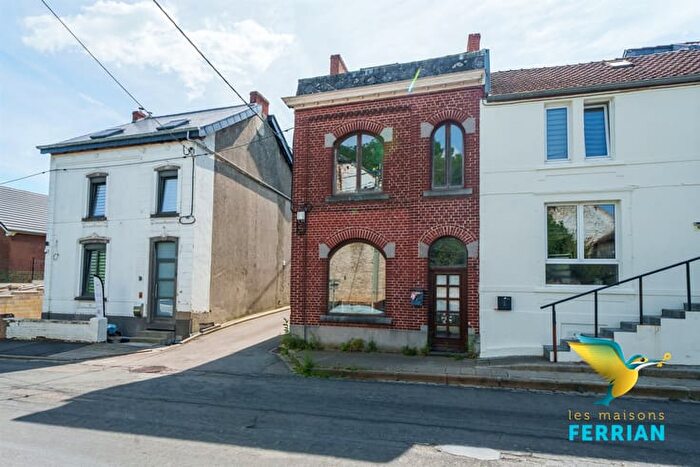 Maison 3 pièces à Rue de la Vallée, VelaineSurSambre, à vendre