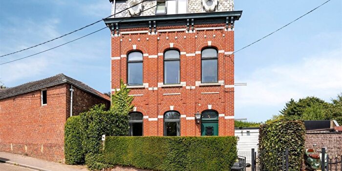 Hoeilaart, VlaamsBrabant : Maison 4 pièces à vendre