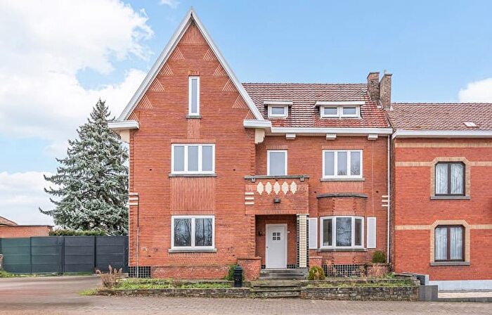 Luikersteenweg, SINTTRUIDEN : Maison 5 pièces à vendre