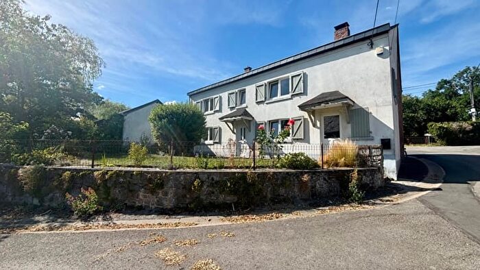 Maison 2 pièces à Rue du Frujia, Houyet Ciergnon, à louer