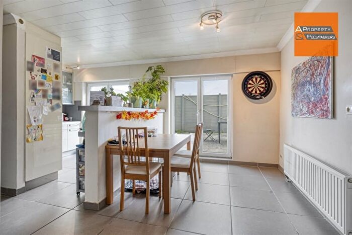 Lod van Veltemstraat, AB : Maison 4 pièces à vendre