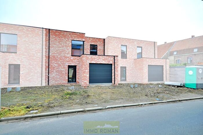 Maison 14 pièces à vendre à Huttegemstraat, A