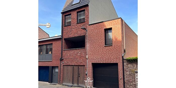Maison 3 pièces à vendre à Boomgaardstraat, Maaseik