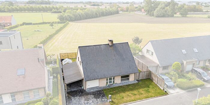 Maison 4 pièces à Wilgenhof, Zwevezele, à vendre