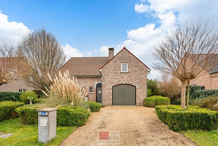 Maison 12 pièces à vendre - OL Vrouwestraat, Veldwezelt
